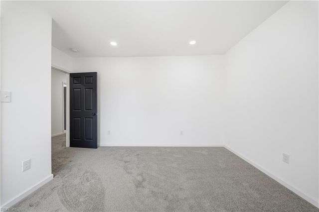 845 N King ST, Hampton, VA 23669