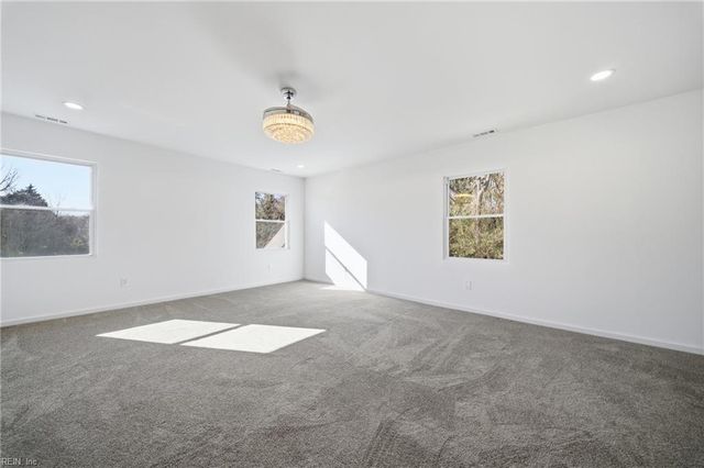 845 N King ST, Hampton, VA 23669