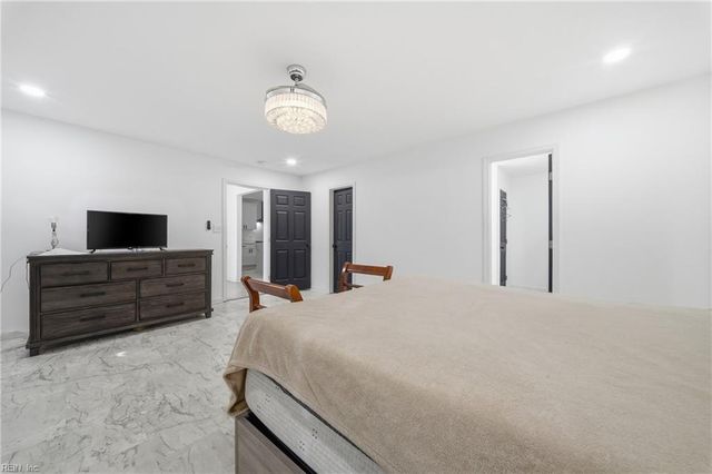 845 N King ST, Hampton, VA 23669