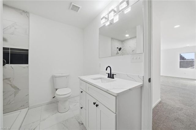 845 N King ST, Hampton, VA 23669