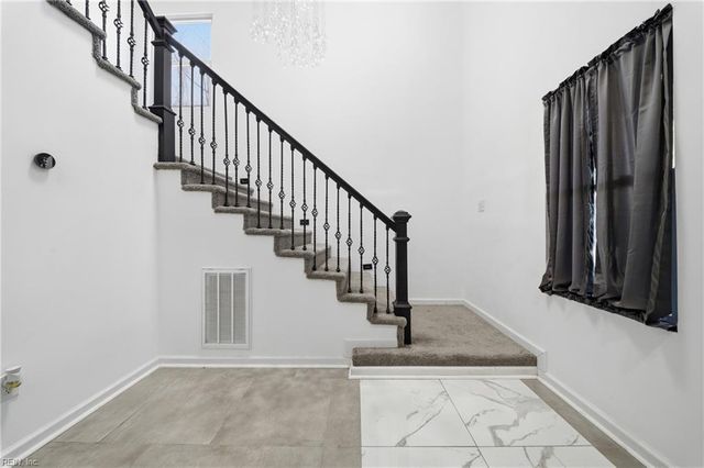 845 N King ST, Hampton, VA 23669