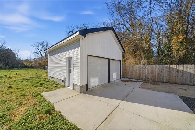 845 N King ST, Hampton, VA 23669