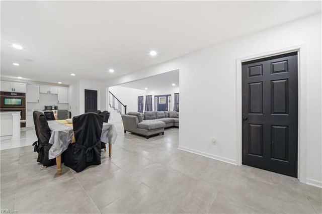 845 N King ST, Hampton, VA 23669