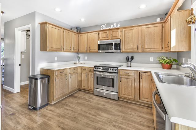 4816 Wayside Dr, Old Hickory, TN 37138