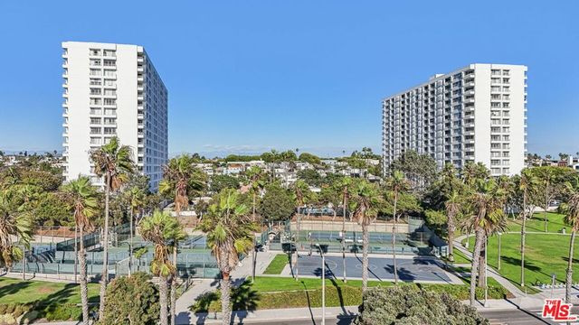2700 Neilson Way 1623, Santa Monica, CA 90405