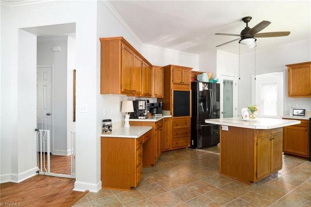 3905 Fairstone Place, High Point, NC 27265