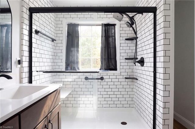 3905 Fairstone Place, High Point, NC 27265