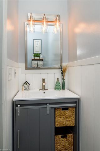 3905 Fairstone Place, High Point, NC 27265