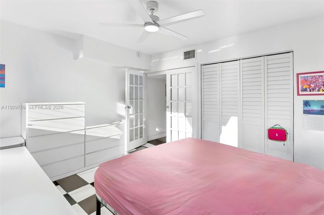 2250 Bay Dr 17, Miami Beach, FL 33141