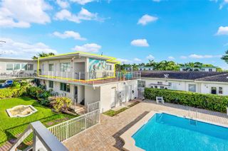 2250 Bay Dr 17, Miami Beach, FL 33141