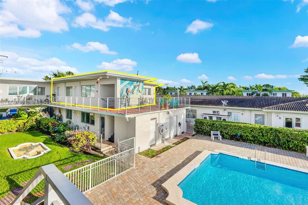 2250 Bay Dr 17, Miami Beach, FL 33141