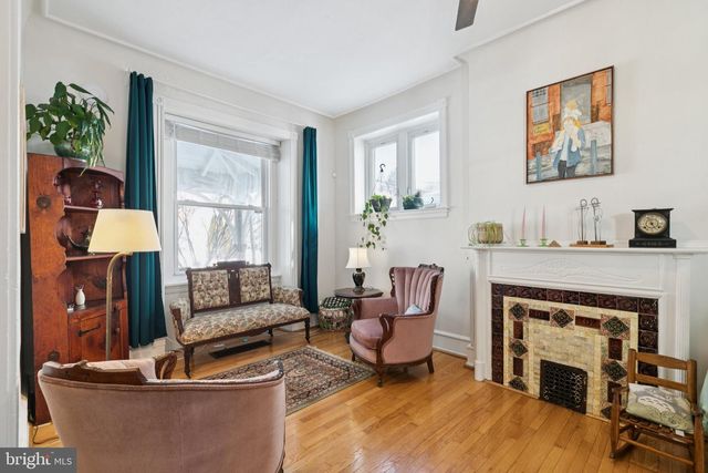 122 E WASHINGTON LN, Philadelphia, PA 19144