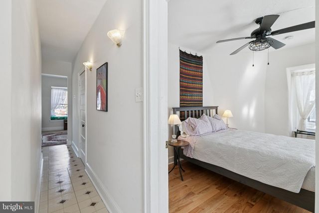 122 E WASHINGTON LN, Philadelphia, PA 19144