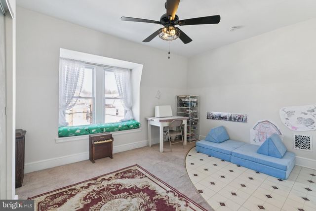 122 E WASHINGTON LN, Philadelphia, PA 19144