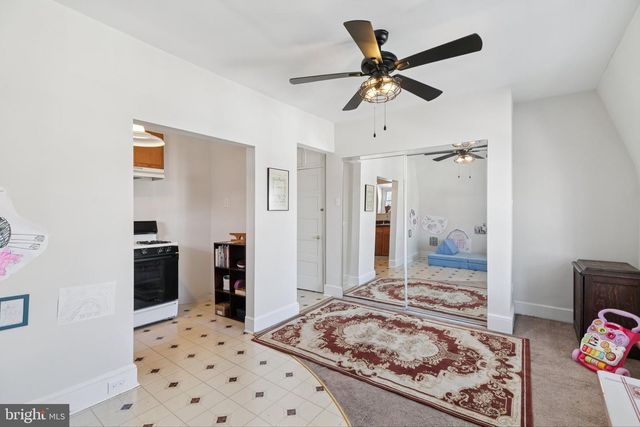 122 E WASHINGTON LN, Philadelphia, PA 19144