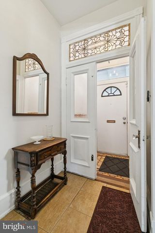 122 E WASHINGTON LN, Philadelphia, PA 19144