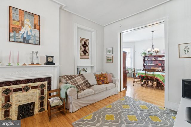 122 E WASHINGTON LN, Philadelphia, PA 19144