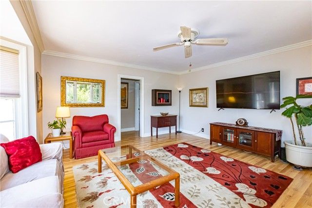 641 Canyon Drive, Glendale, CA 91206