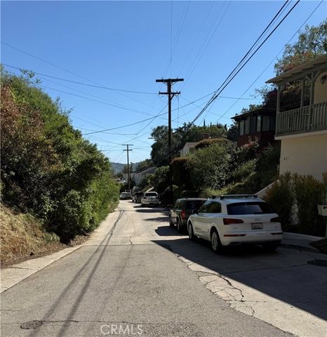 641 Canyon Drive, Glendale, CA 91206