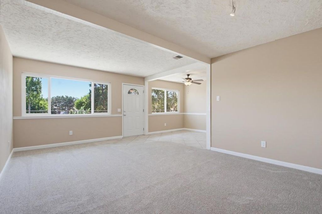 1626 Rue De Valle, San Marcos, CA 92078 — photo 5
