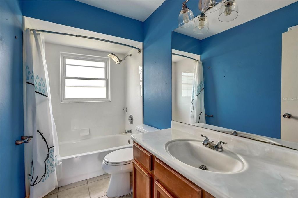Image 15 of property listing at 3002 DRAKE DRIVE, Orlando, FL 32810
