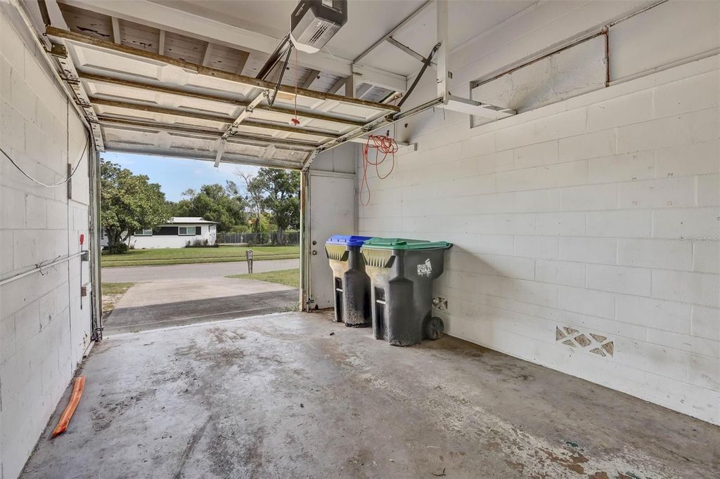 Image 16 of property listing at 3002 DRAKE DRIVE, Orlando, FL 32810