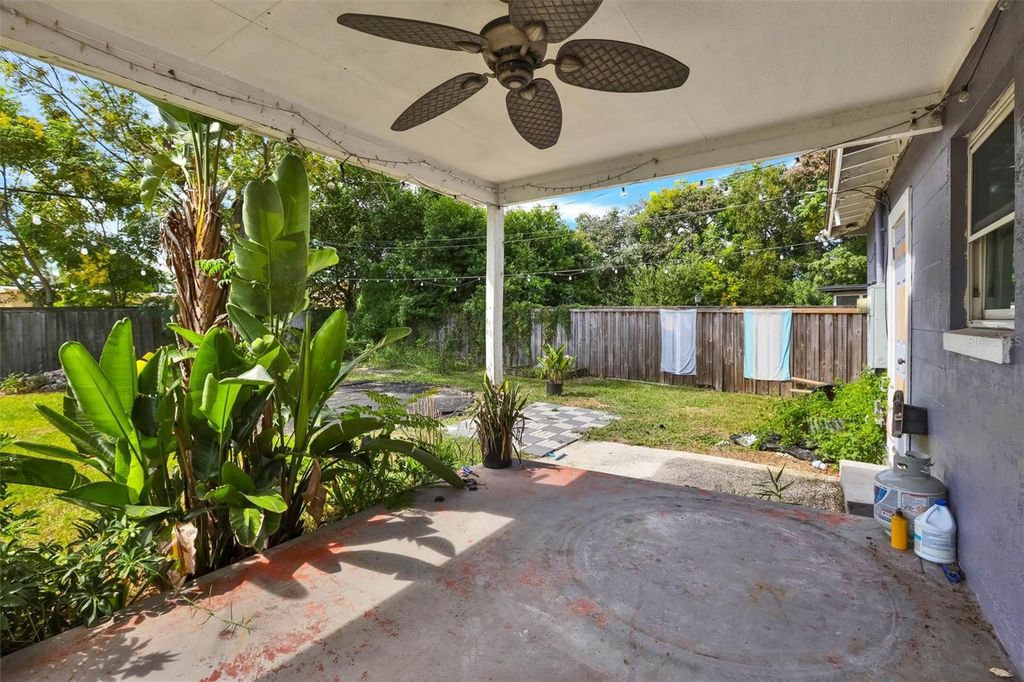 Image 19 of property listing at 3002 DRAKE DRIVE, Orlando, FL 32810