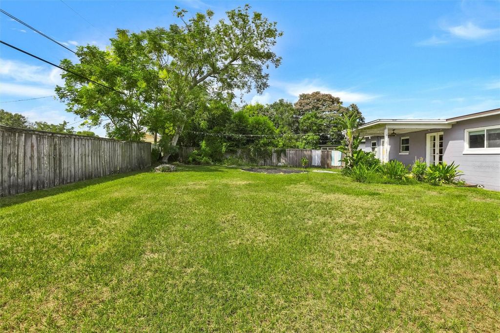 Image 21 of property listing at 3002 DRAKE DRIVE, Orlando, FL 32810