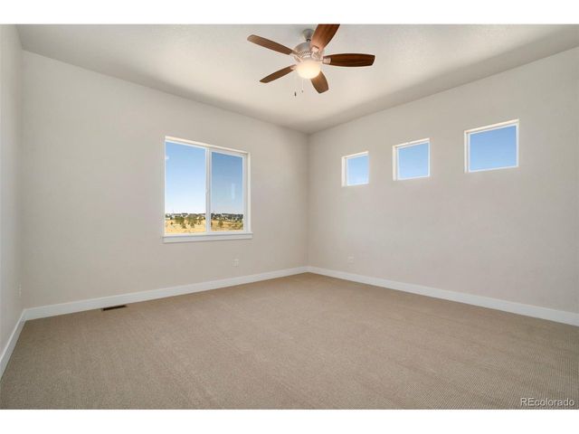 24113 E 36th Pl, Aurora, CO 80019