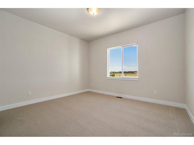 24113 E 36th Pl, Aurora, CO 80019