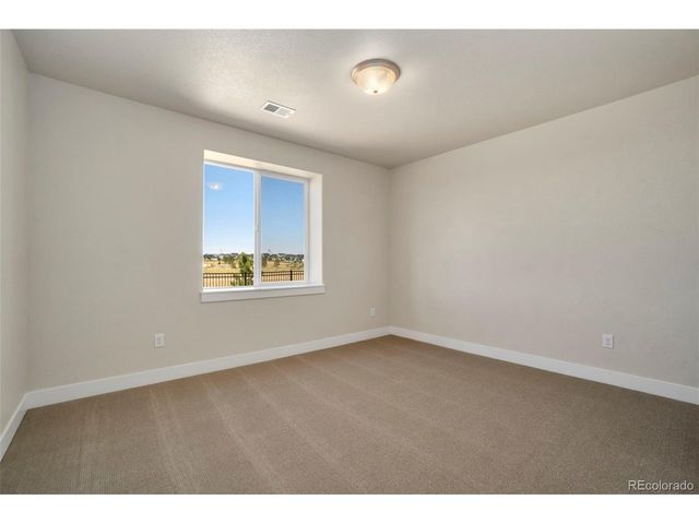24113 E 36th Pl, Aurora, CO 80019