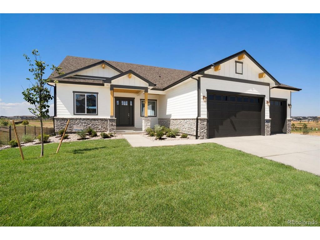 24113 E 36th Pl, Aurora, CO 80019