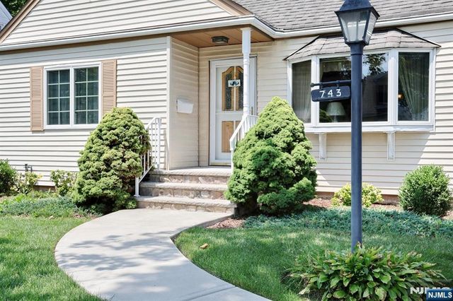 743 Palmer Avenue, Maywood, NJ 07607
