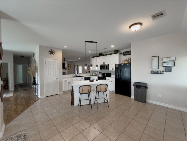 14302 Austin Bayou Drive, Rosharon, TX 77583