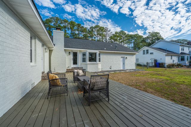 1561 Montclair Street, Charleston, SC 29407