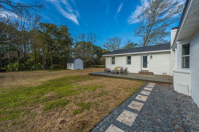 1561 Montclair Street, Charleston, SC 29407