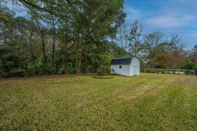 1561 Montclair Street, Charleston, SC 29407