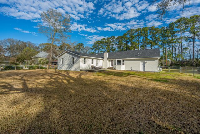 1561 Montclair Street, Charleston, SC 29407