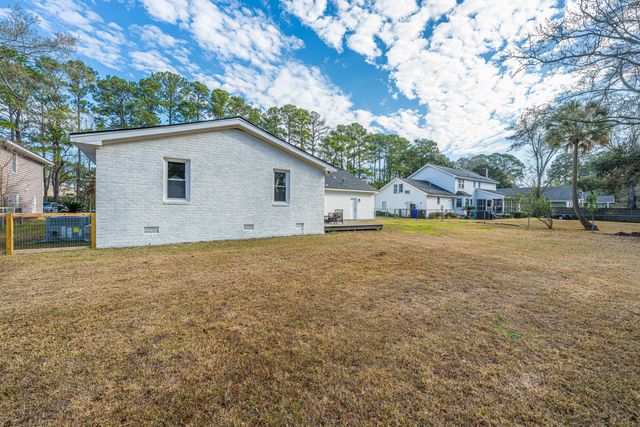 1561 Montclair Street, Charleston, SC 29407