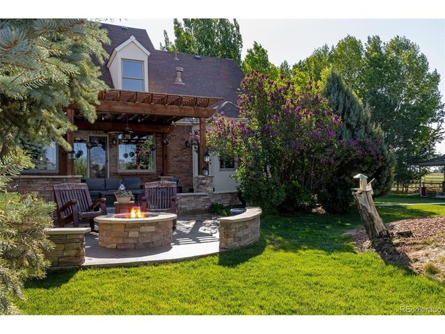 7755 Valleyview Cir, Windsor, CO 80550