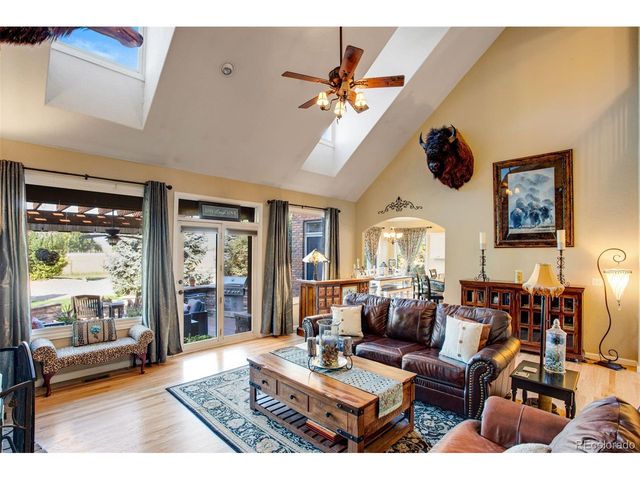 7755 Valleyview Cir, Windsor, CO 80550