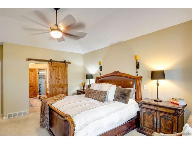 7755 Valleyview Cir, Windsor, CO 80550