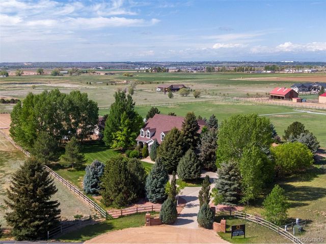 7755 Valleyview Cir, Windsor, CO 80550