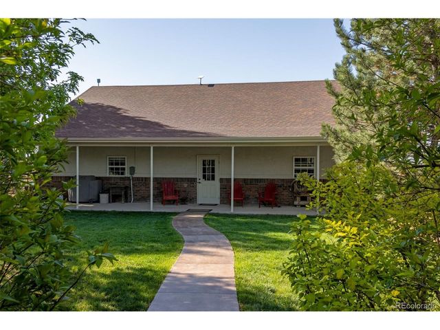 7755 Valleyview Cir, Windsor, CO 80550