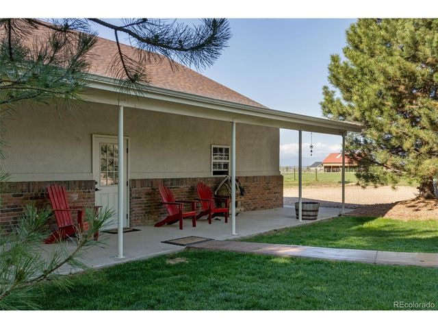 7755 Valleyview Cir, Windsor, CO 80550