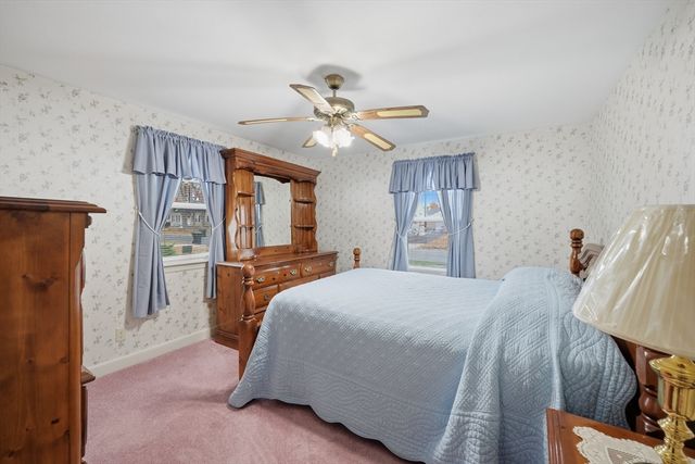 246 El Paso St, Springfield, MA 01104