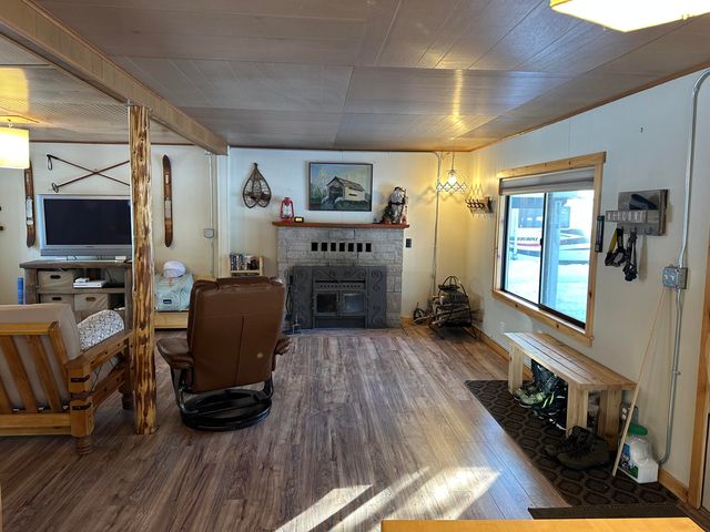 15709 Davis Avenue, La Pine, OR 97739