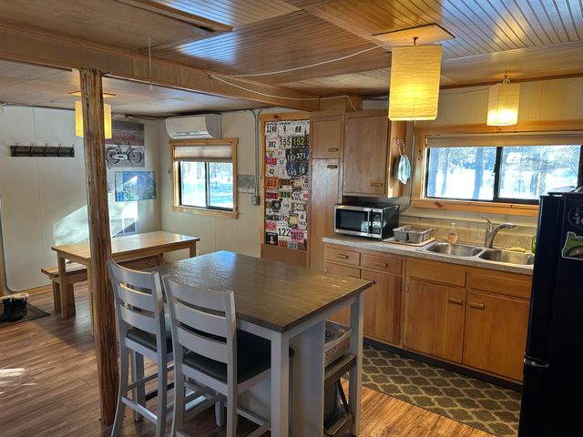 15709 Davis Avenue, La Pine, OR 97739