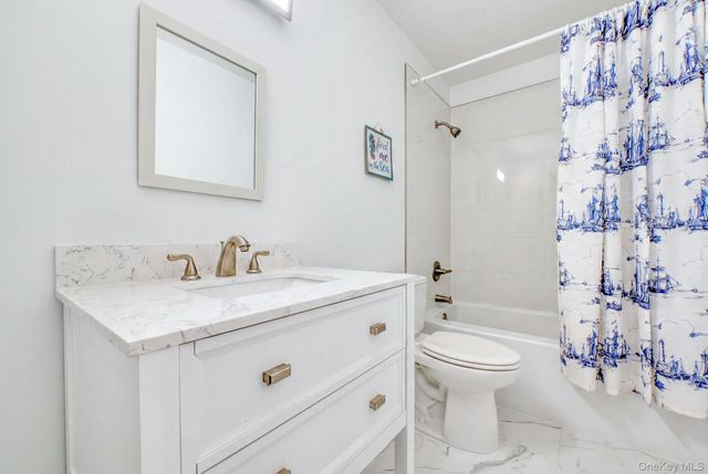 255 Village Court, Kingston, NY 12401