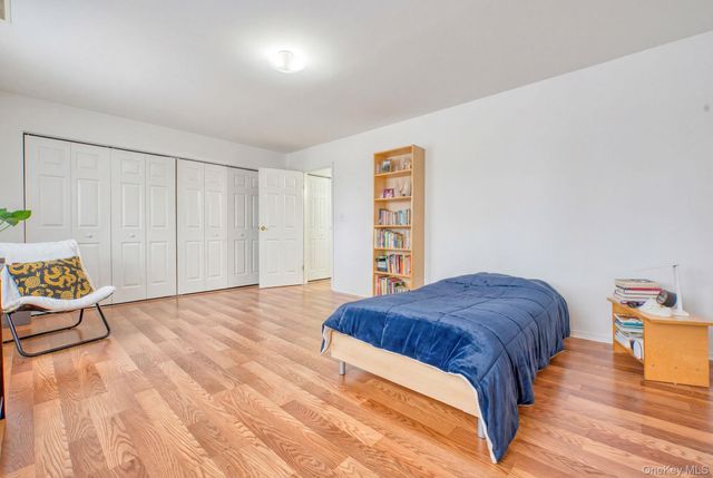 255 Village Court, Kingston, NY 12401